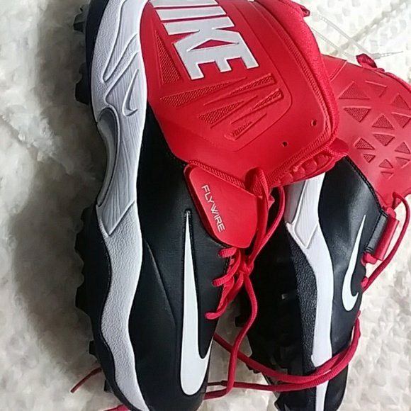 NWOB Nike flywire football cleats red/black/white - Picture 2 of 5